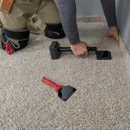 Carpet Knee Kicker